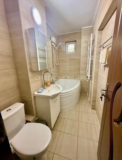 Apartament 3 camere, mobilat lux,  zona verde, 72 mp, Pajura, sect. 1 - 8