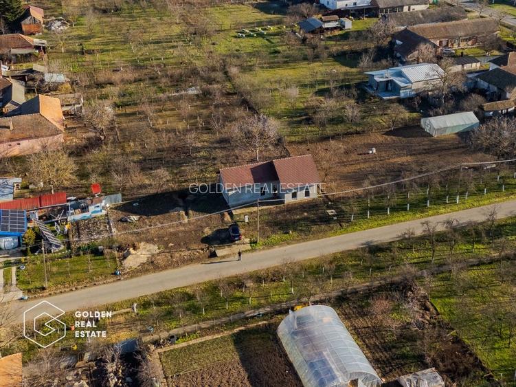 Casa la gri in Alunis,  teren 487 mp - 25