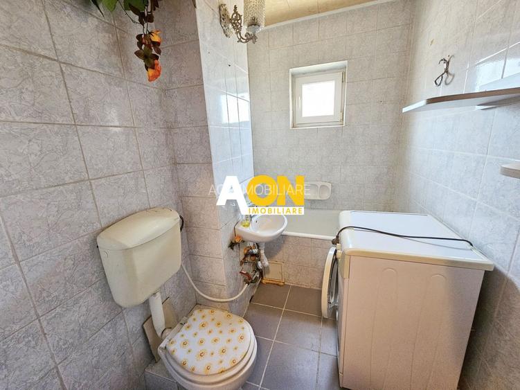 Garsoniera mobilata, utilata, 30 mp utili, boxa, etaj 2, Cetate - 3