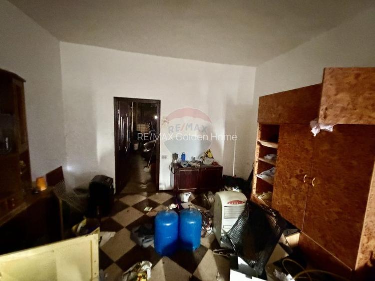 Casă cu 4 camere si teren 7727 mp Blidari - 19