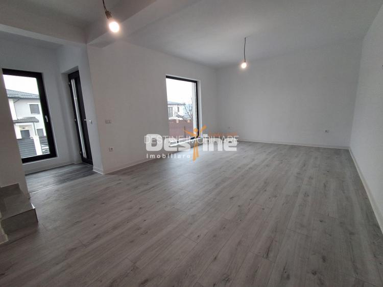 CASĂ tip duplex, situata in Valea Adanca - 8