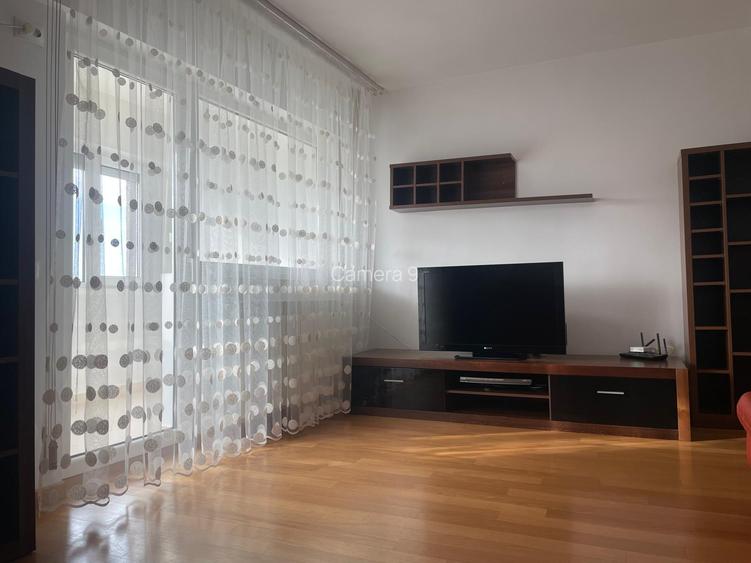 2 cam | Polonă-Stefan cel mare | 55mp | Parcare | Boiler | curat si luminos - 4