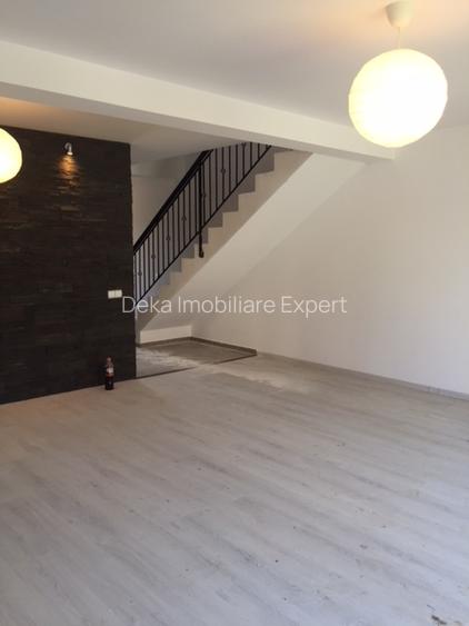 Duplex 4 camere+mansarda!Bragadiru Independentei - 13