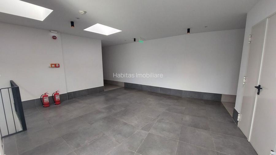 2 camere cu terasă și parcare subterană, zona centrala - 29