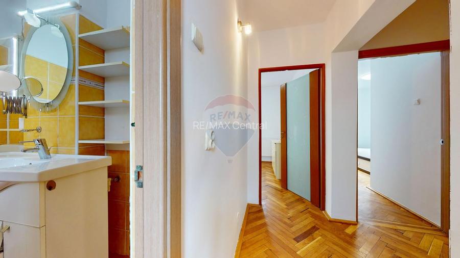 De închiriat: apartament 4 camere pe 2 nivele - 14