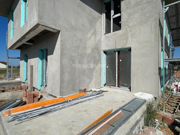 Duplex cu 4 camere |SUPER POZIȚIE| Moșnița Nouă - 2