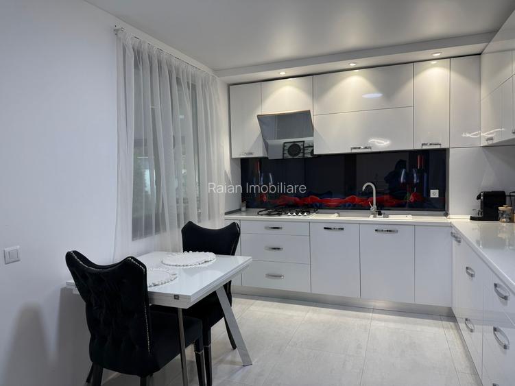 Vila cubista proiect deosebit, in Galati, zona Arcasilor, sup.teren 300mp - 9
