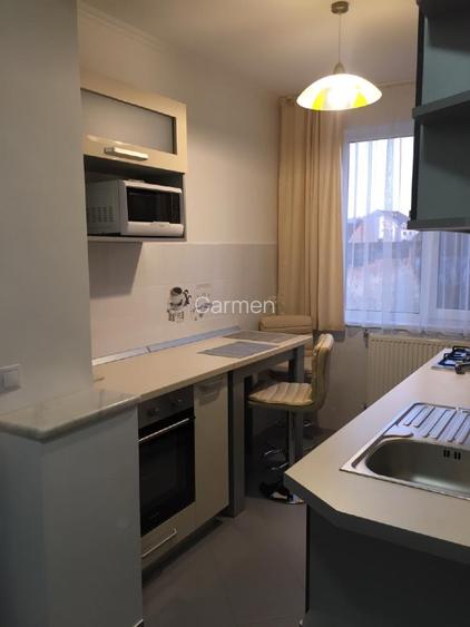 Închiriez apartament modern ULTRACENTRAL - 2