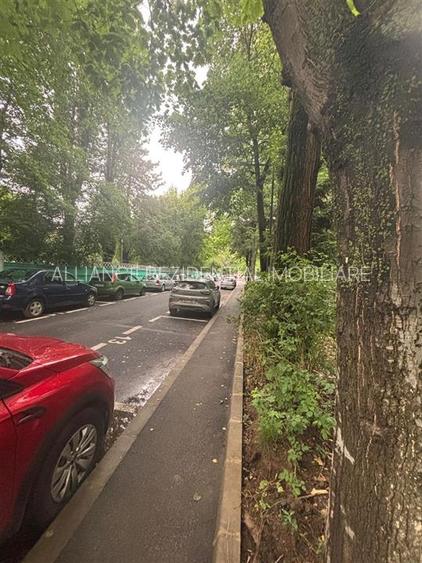 3 camere la 3 minute de mers in Bd.Brancoveanu. - 9