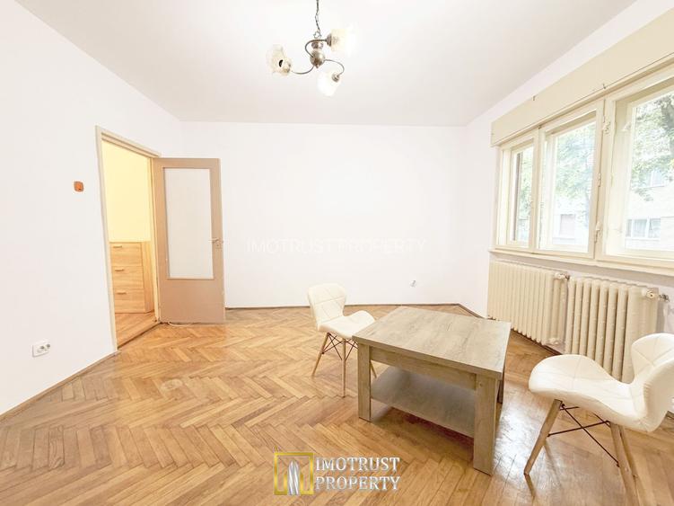 Apartament 2 camere de inchiriat Arad ultracentral, parter - 2