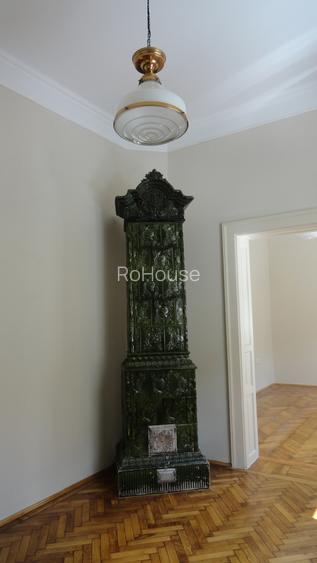 Apartament in casa recent renovat , parcare in curte, zona centrala - 12