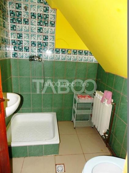 Pensiune la cheie 13 camere  15 locuri parcare si teren 3000 mp - 53