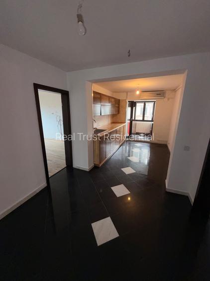 Ap 4 camere, centrală proprie, et6, Str Ceahlau Crângași - 9