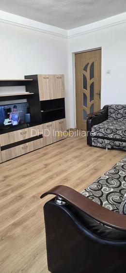 Apartament cu 3 camere decomandate, zona Nicolina 2, langa piata Nicolina. - 4