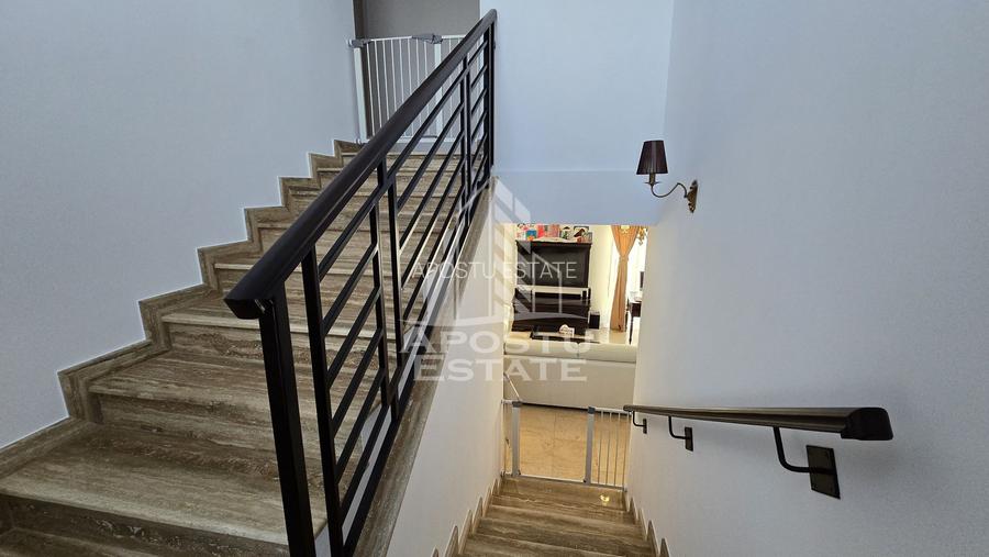 Casa individuala deosebita cu 5 camere, 3 bai, demisol si garaj, Sag - 32