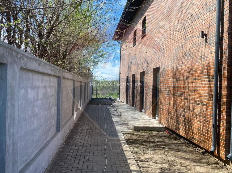 DE VANZARE Vila tip Quadruplex OTOPENI - 7