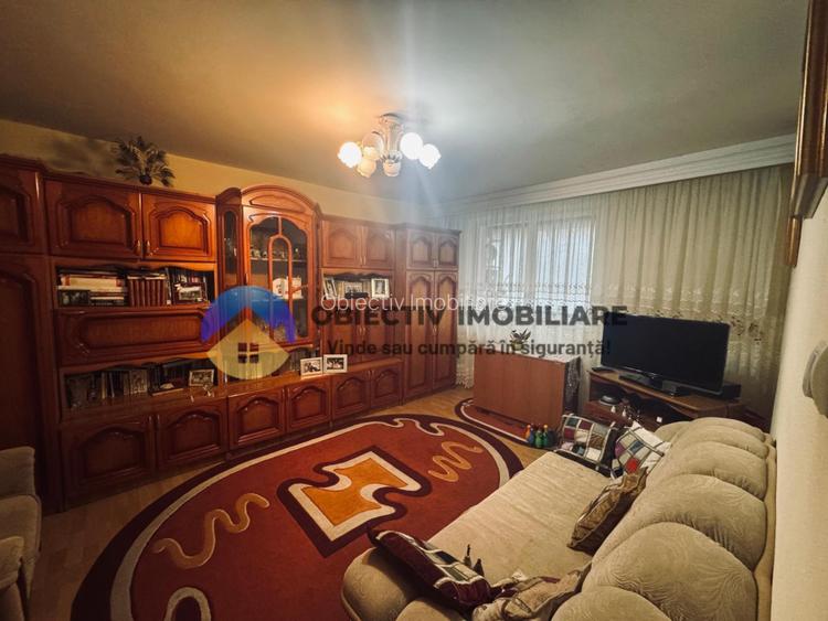 Apartament 3 camere – zona centrala, Piatra-Neamt - 2