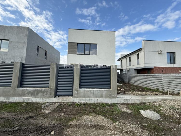 CASA| VILA INDIVIDUALA | LUX| COM 0% | 5 CAM| PROPRIETAR| NOU ! CURTE - 56