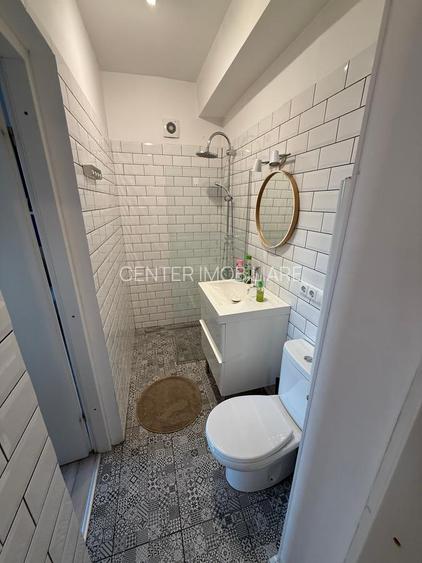 UNIVERSITATE, 2 camere, etaj 5, vedere spate, 50 mp, centrala proprie - 24