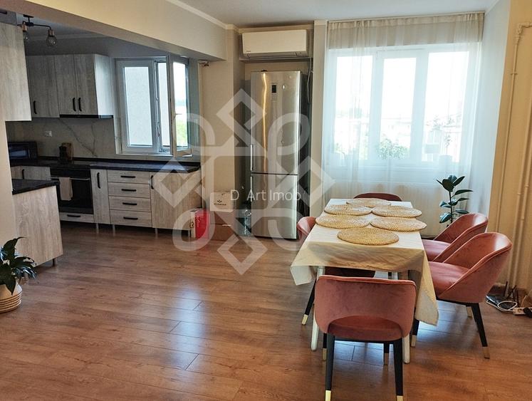 Apartament cu 3 camere si loc de parcare, zona Decebal - 5