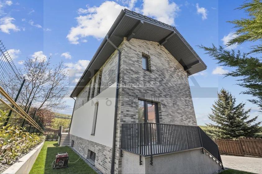 Casa individuala, 5 camere, 190 mp, garaj, 283 mp teren, Zona Faget - 2