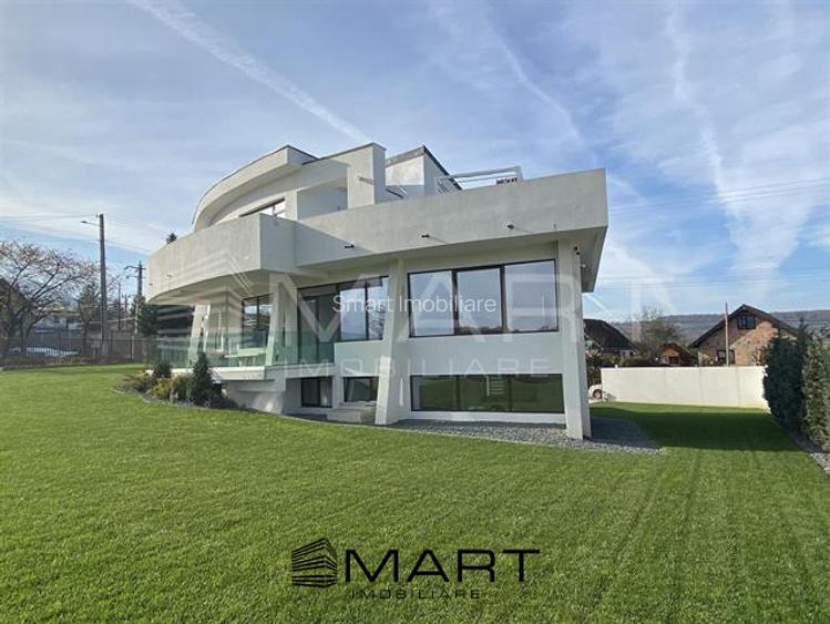 Vila de lux 5 camere +1500mp teren Cisnadie - 15