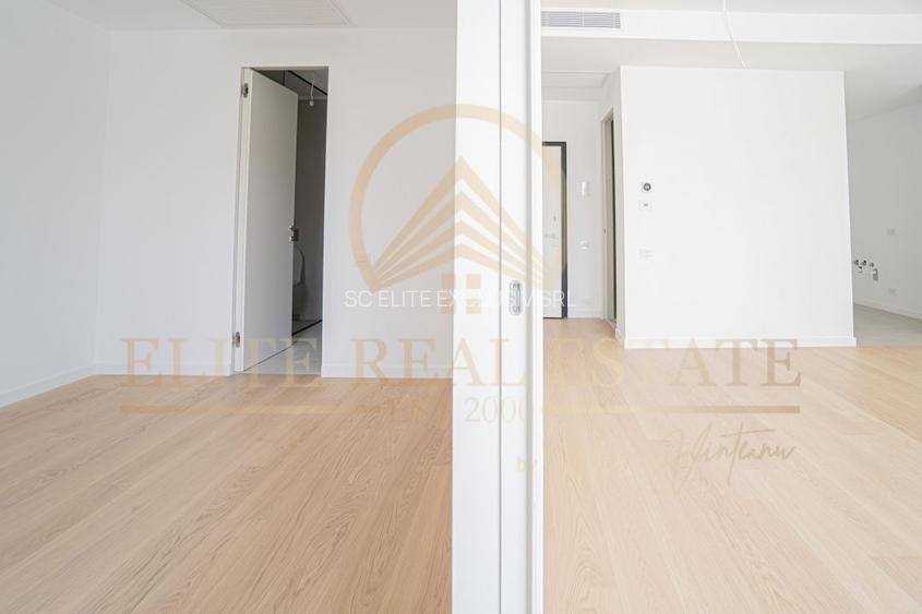 Stațiunea Mamaia - Vânzare apartament cu 2 camere, 2 bai, la 2 pasi de mare. - 5