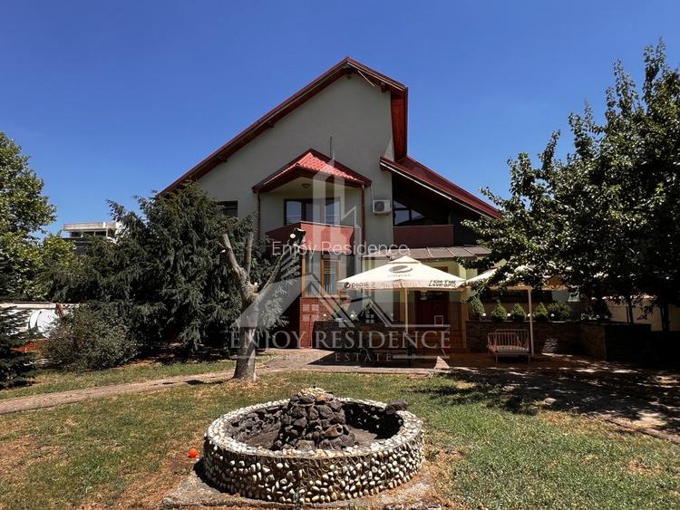 Vila impresionanta 605 mp, curte 2191 mp, dublu acces auto, garaj - 11