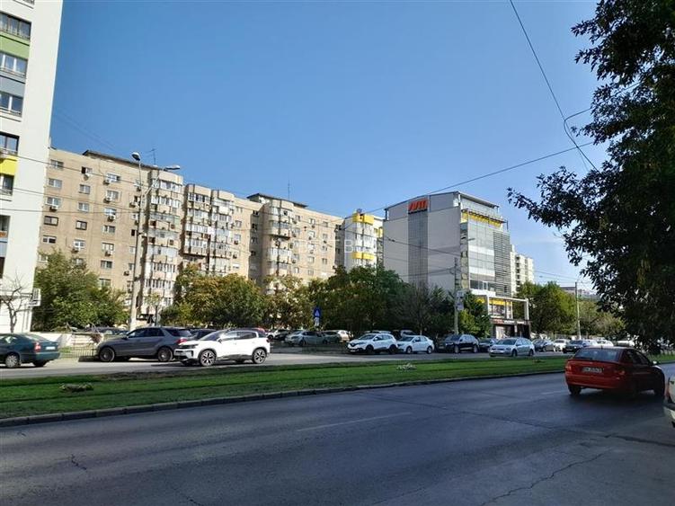 13 SEPTEMBRIE STRADAL, PROSPER, 81 MP ETAJ 1/8 RENOVAT BLOC 1993 REABILITAT - 13