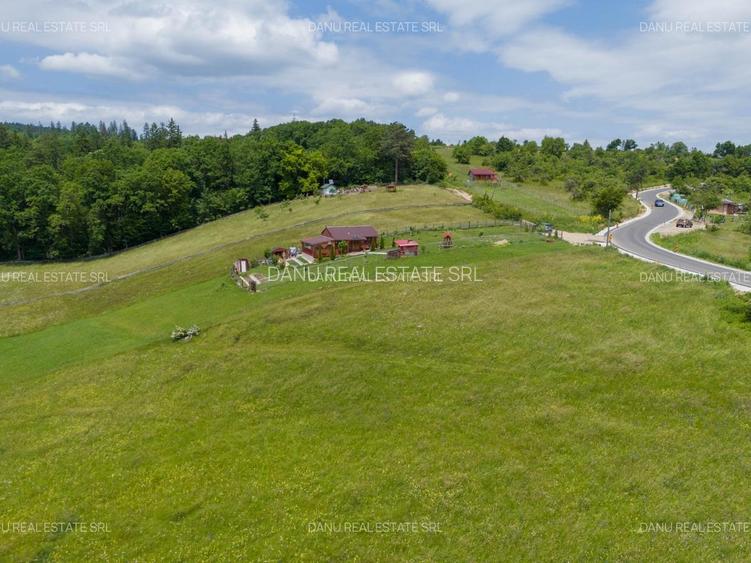 Teren 4200mp cu potențial turistic în Vulcan BV–vedere panoramică - 8