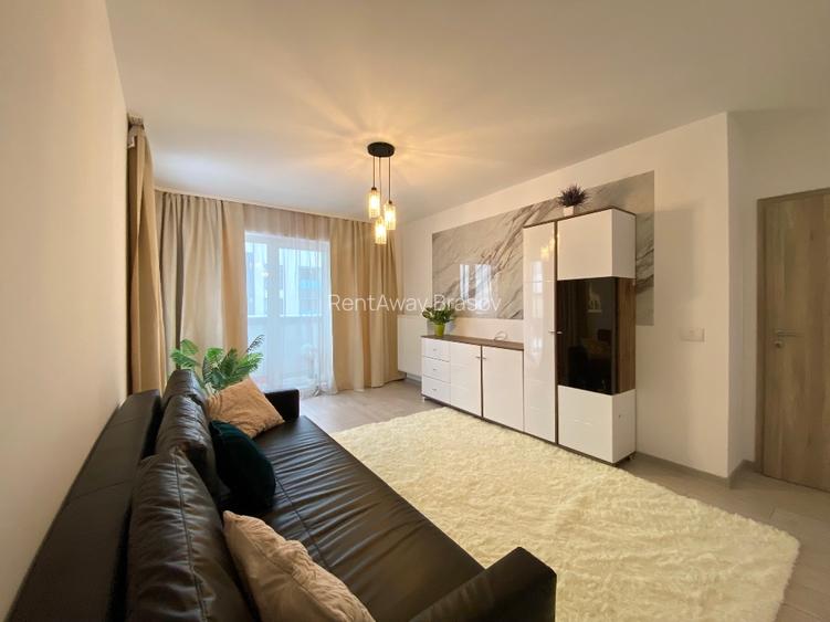 Apartament cu 3 camere de închiriat  - 2