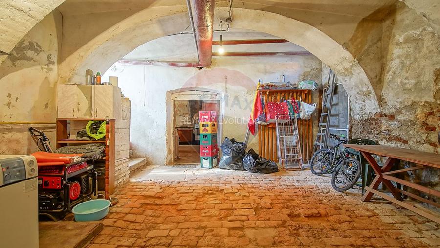 Comision 0% | Proprietate săsească restaurată complet | Bod, Brașov - 28