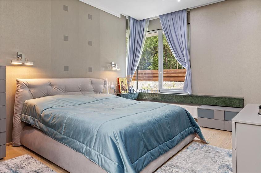 Vila exclusivista cu piscina, sauna si crama, 479.27 mp, langa padure - 8