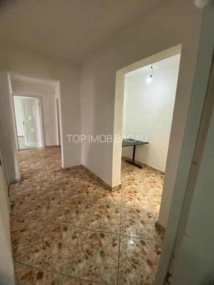 3 DECOMANDATE cu centrala, spatios, bloc 1985, parter, Mioritei Lidl - 6