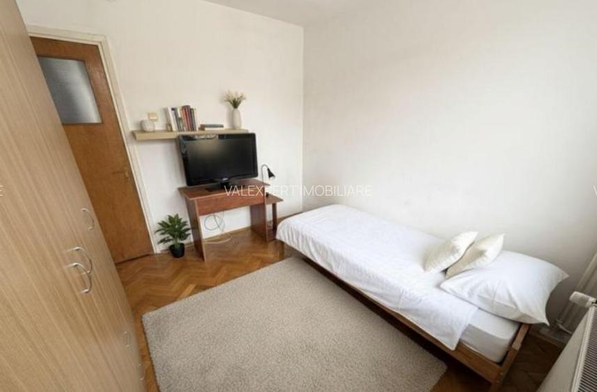 Metrou 1 Decembrie 1918, 3 cam, et. 2/4, loc de parcare, bloc reabilitat - 3