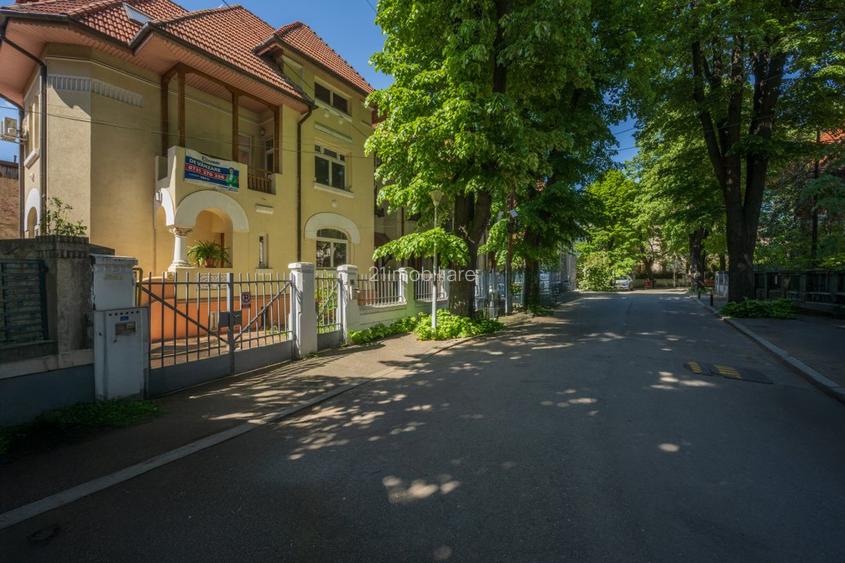 Vila eleganta, arhitectura deosebita, 7 camere, renovata, langa Parcul Kiseleff - 52