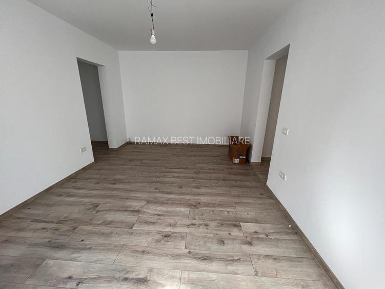 Dristor, Piata Matei Ambrozie, Nicolae Grigorescu, vedere spre IOR - 7