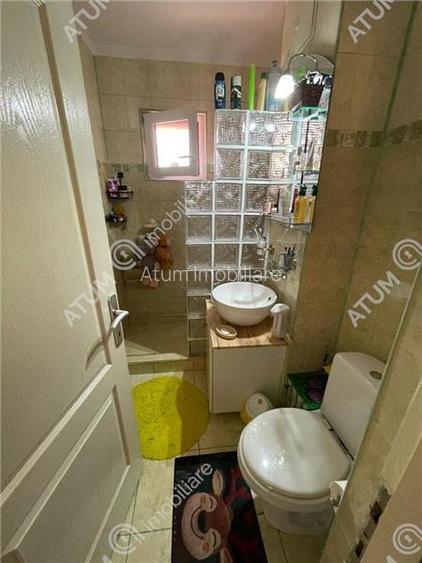 Apartament 3 camere balcon etaj 1 zona Vasile Aaron din Sibiu - 11