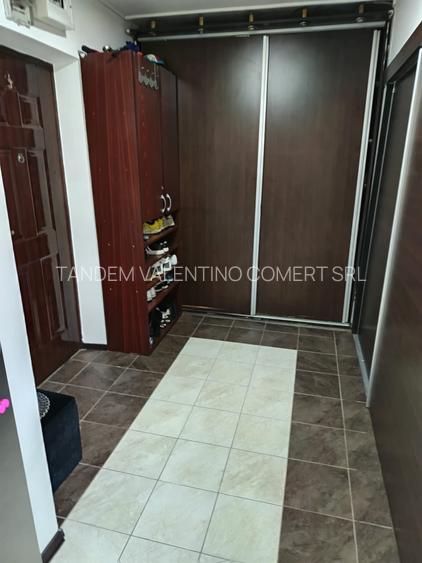 Iancului , Piata Iancului - 12