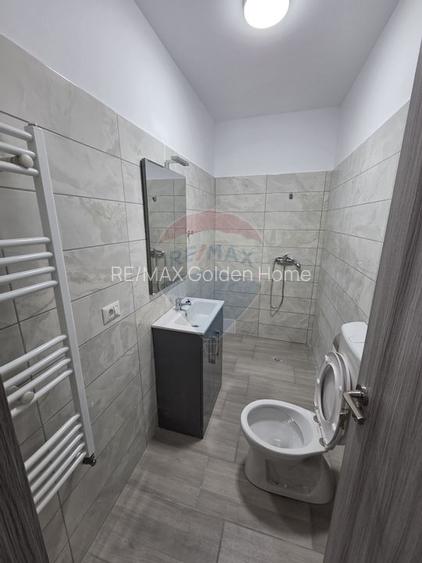 Spațiu comercial cu locuri de parcare. - 3