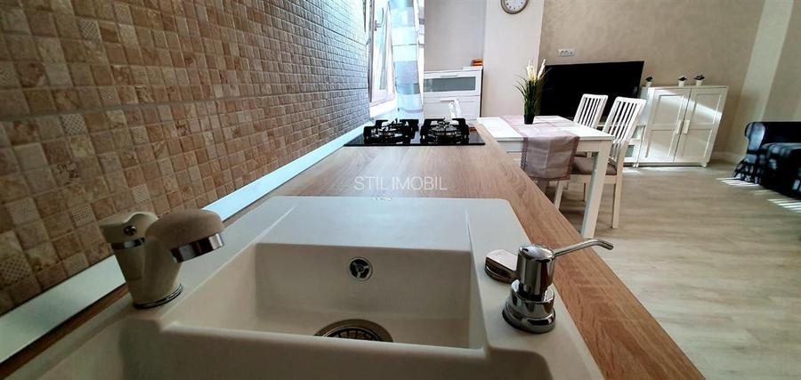 Apartament 2 camere, parcare inclusă –  Zona Tătărași - 12