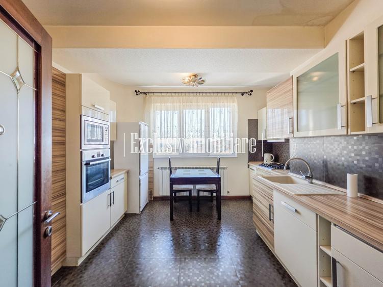 Zona Ultracentrala - Apartament 3 camere 170 mp cu Vedere la Mare si 2 terase
