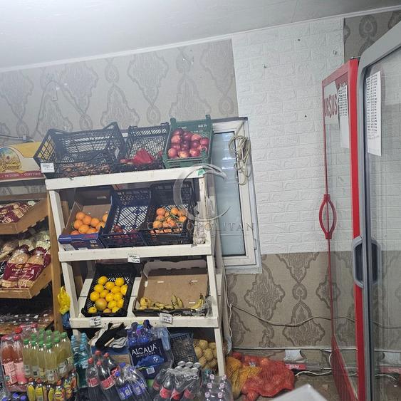 Spatiu comercial zona Sala Sporturilor Pret: 85.000 neg. COMISION 0