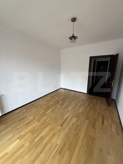Apartament 2 camere, zona Racadau, bloc nou, etaj intermediar