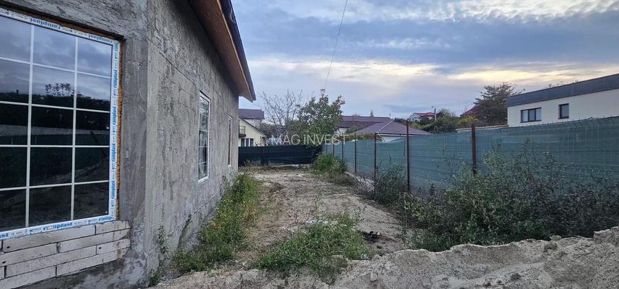 Vila noua, P+M, teren 350 mp - zona Bariera Traian - COMISION 0% - 12