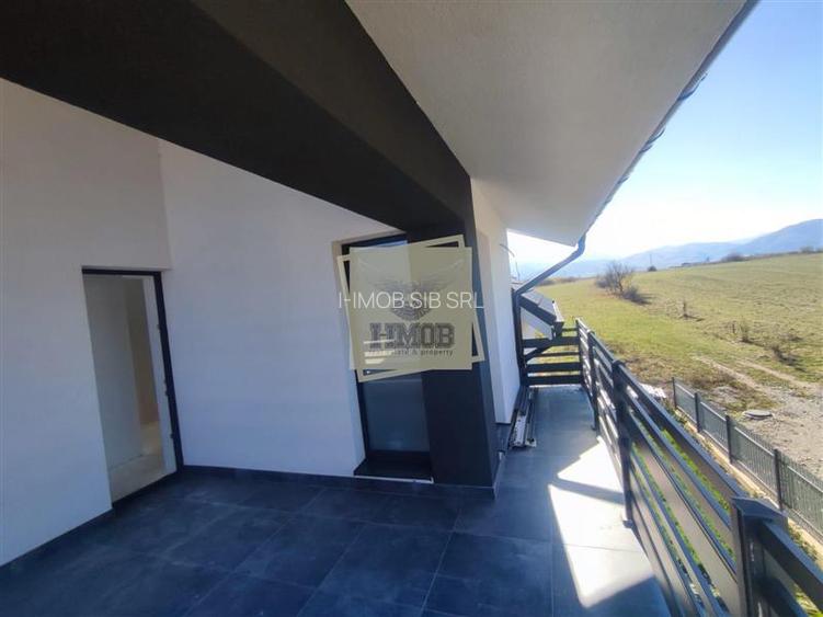 Casa moderna 5 camere teren 490 mp terasa acopertia in Cristian - 18