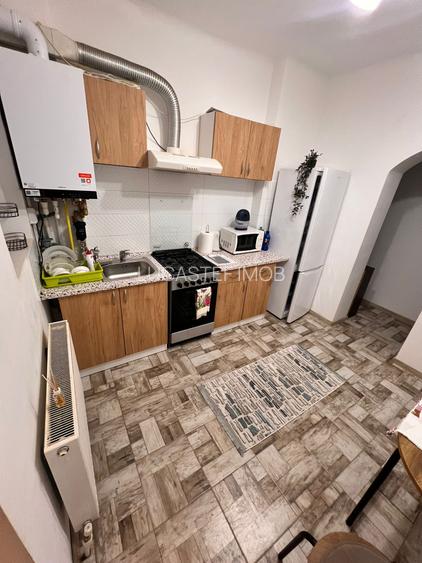 Garsoniera  Piata Domeni  Av Ion Marasecu - 14