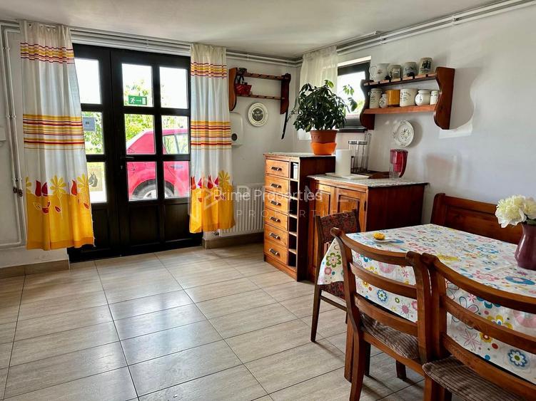 Casă cu 3 camere de închiriat pentru cazare muncitori, în Corunca - 3