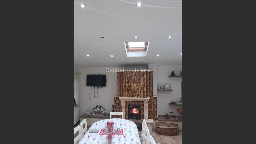 House for sale 30km from Sinaia - 9