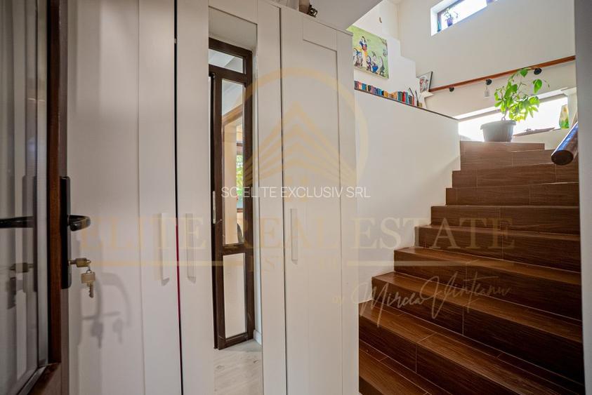 Viluta cocheta cu curte frumoasa in Mamaia Sat! - 22